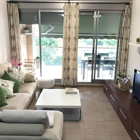 Апартаменты Stylish & Cosy 3 Bed Apartment! Беникасим
